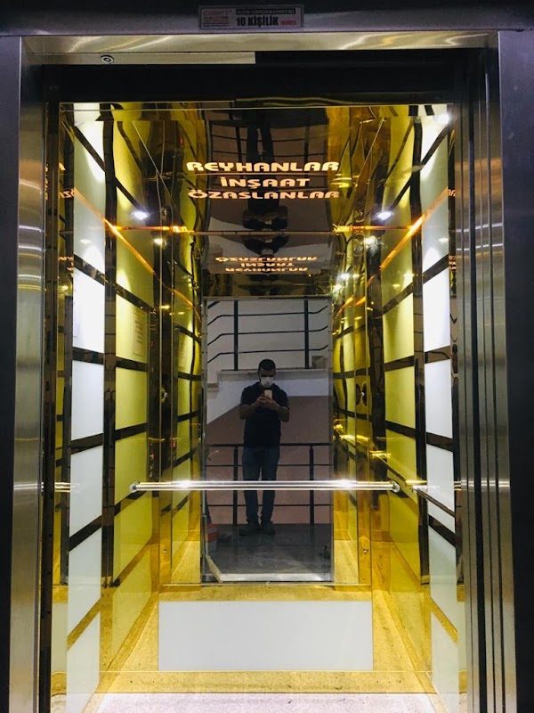 Craft Elevator